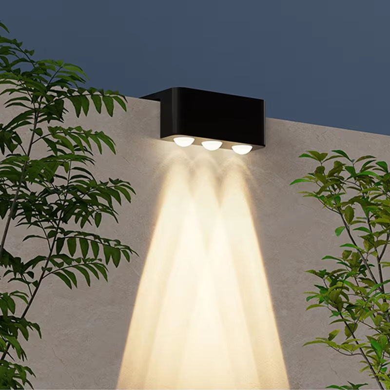 1/2/4 Buah Lampu Dinding Tenag - Outdoor Lighting On Fence ulasan dan harga